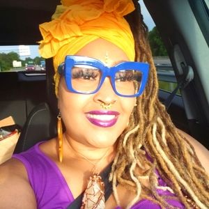 Meet your Posher, Charisma